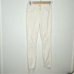 Mother size 25 High Waisted Ankle Fray Jeans Whipping the Cream